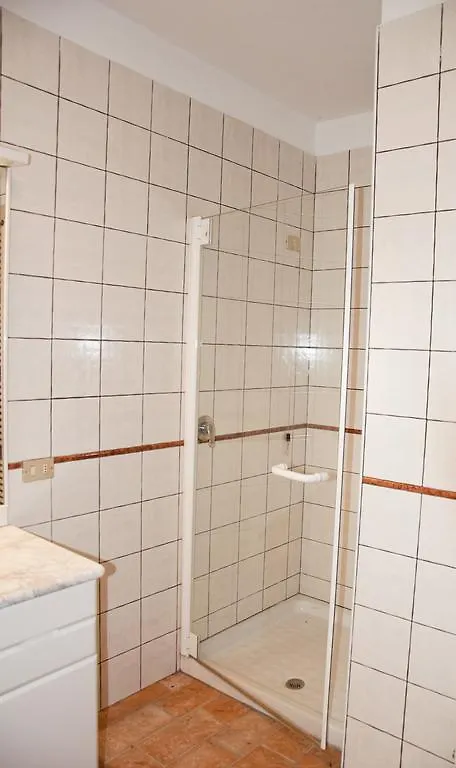 Holiday home Villetta Parco Murlongo Hotel Costermano